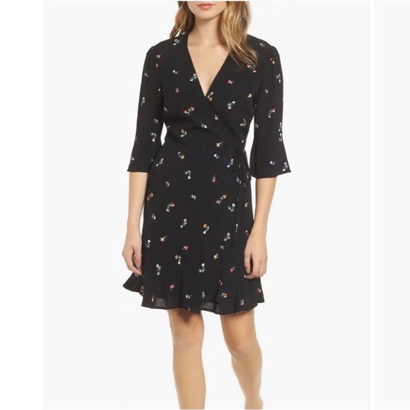 Rails Dresses & Skirts - Rails Aimee Floral Ruffle Detail Wrap Black Dress Size S
